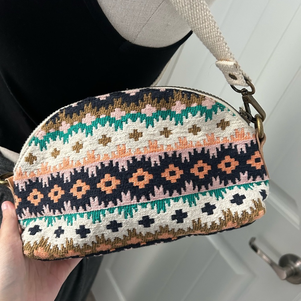 Pendleton Geometric Pattern Multi-Color Crossbody… - image 6